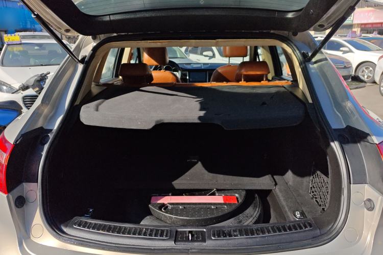 Used Zotye SR9 2017 2.0T Manual "Ultimate Light" Edition