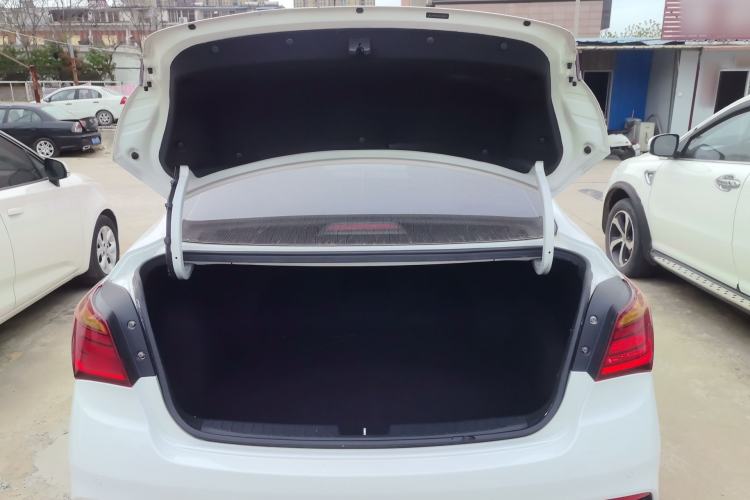 Used Hyundai Mistra 2017 1.8L Automatic Deluxe DLX Model China V Emission Standard Trunk