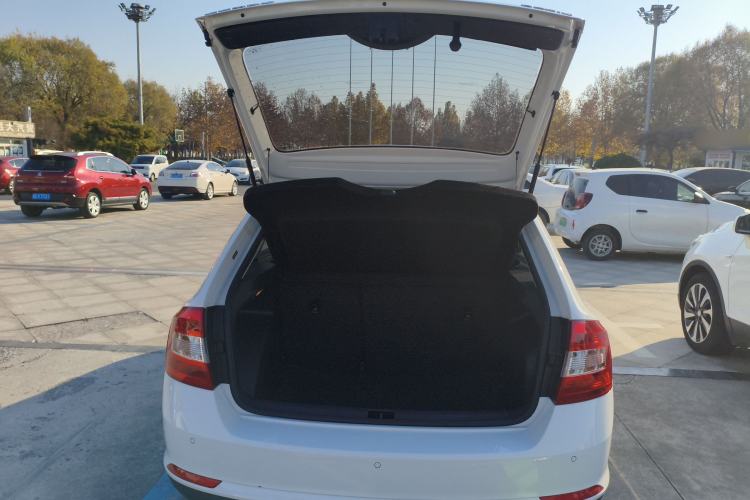 Used Skoda Rapid Spaceback 2019 1.5L Automatic Comfort Edition
