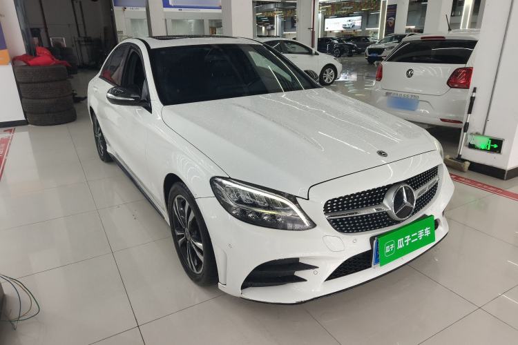 Used Mercedes-Benz C-Class 2019 C 260 Sport Edition Front Right 45 Deg