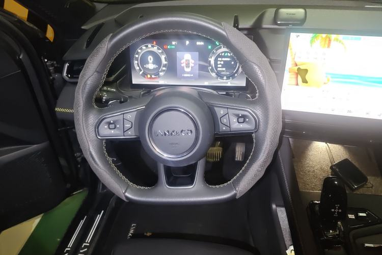 Used Lynk & Co 03 2023 2.0TD DCT JingPro Steering Wheel