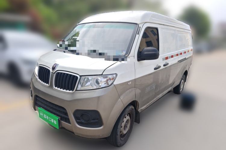 Used Jinbei New Hiace X30L 2023 1.5L Super Enjoyment Van 2/5 Seats Non-Air-Conditioned Version SWC15M