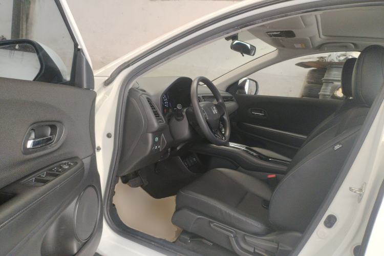 Used Honda Vezel 2020 1.5L CVT Pioneer Edition Driver Seat