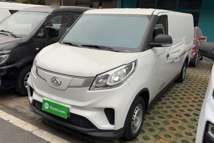 Used SAIC MAXUS EV30 2023 Pure-Electric Smart Logistics Expert with Long Wheelbase Guoxuan
