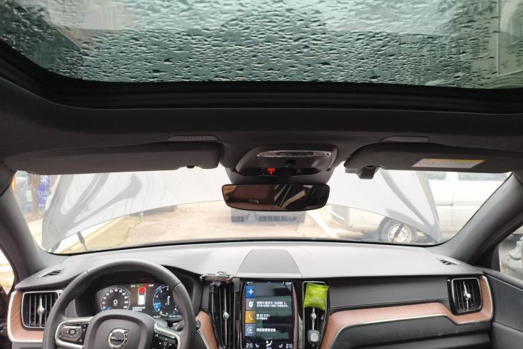 Used Volvo XC60 2021 T5 4x4 Smart Luxury Edition Headliner