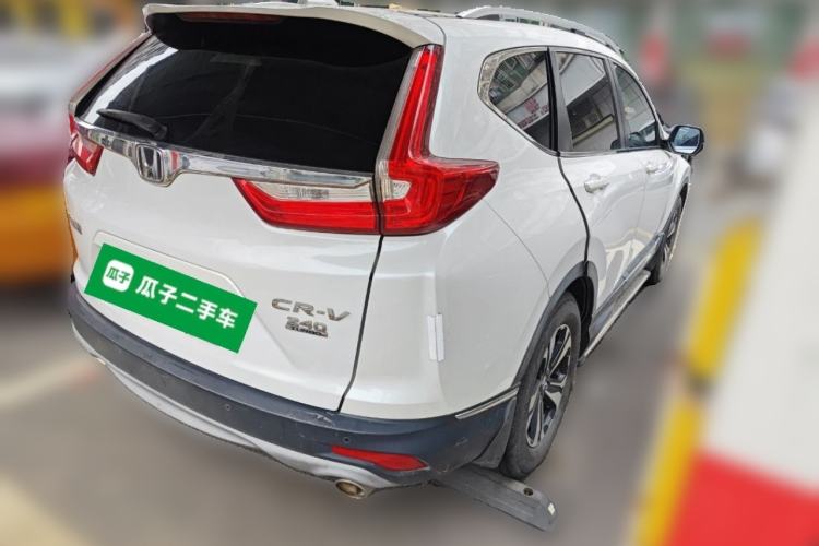 Used Honda CR-V 2017 240TURBO CVT Front-Wheel Drive Fashion Edition