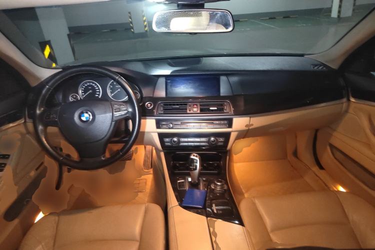 Used BMW 5 Series 2013 530Li Leading Model
