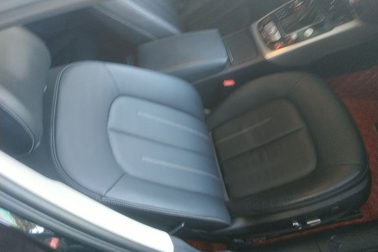 Used Audi A6L 2018 35 TFSI Collector's Edition Right Front Seat