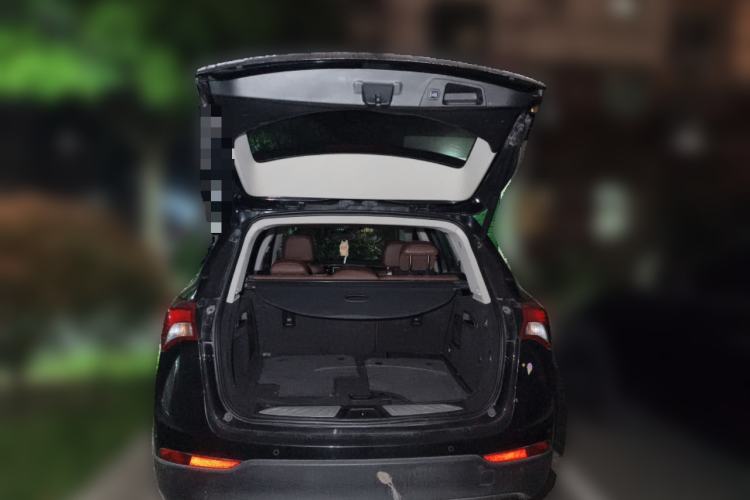 Used Buick Envision 2019 28T Four-Wheel Drive Elite Version China VI Standard Trunk