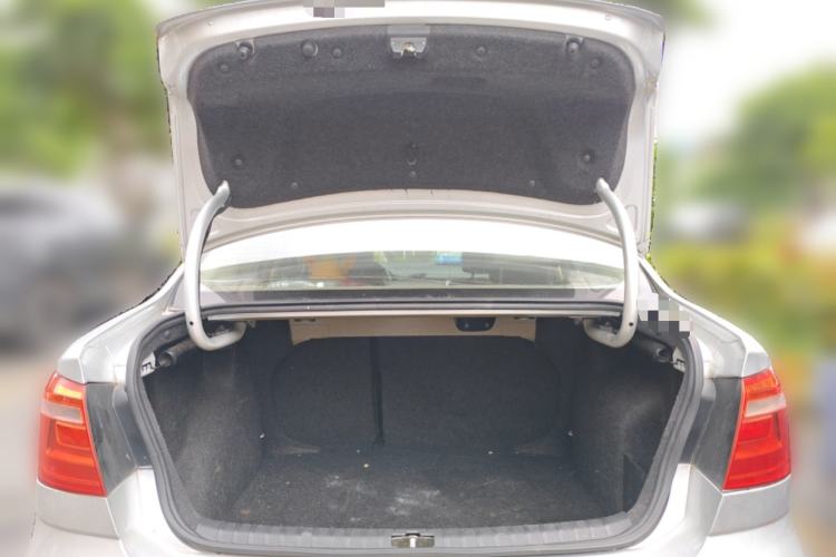 Used Volkswagen Bora 2013 1.6L Manual Comfort Model
