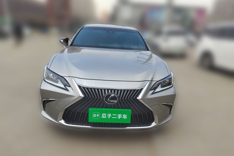 Used Lexus ES 2020 200 Excellence Edition Front