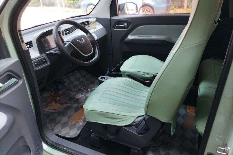 Used Wuling Hongguang MINIEV 2021 Macaron Fashion Edition Lithium-Ion Battery Left Front Seat