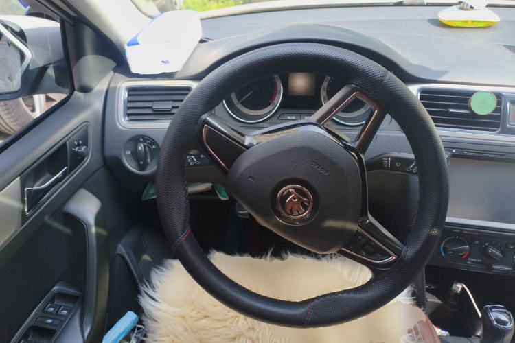 Used Skoda Rapid Spaceback 2018 1.6L Automatic Comfort Edition