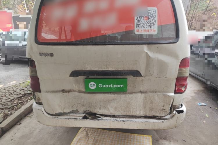 Used Jinbei Express 2017 2.0L Standard Version V19
