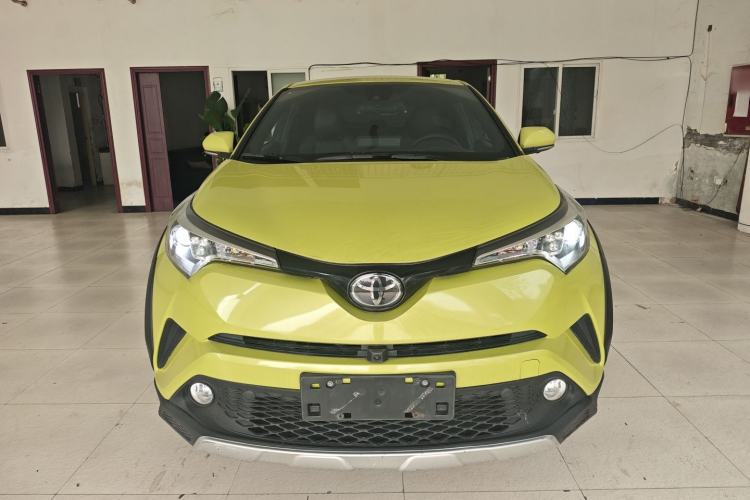 Used Toyota C-HR 2018 2.0L Coolway Leading Edition China V Standard
