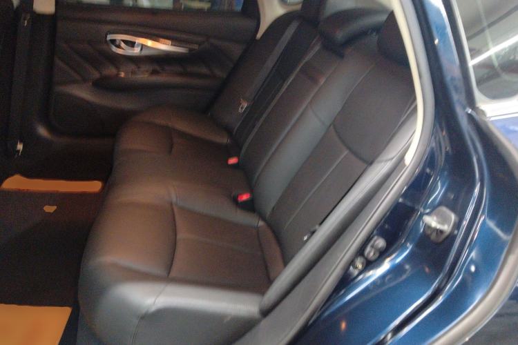 Used Infiniti Q70 2017 Q70L 2.5L Elite Edition Left Rear Seat