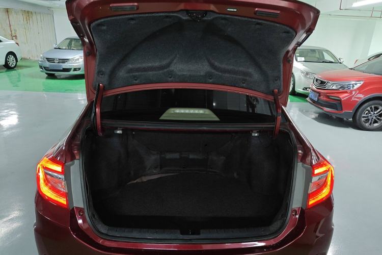 Used Honda Crider 2013 1.8L automatic comfort version