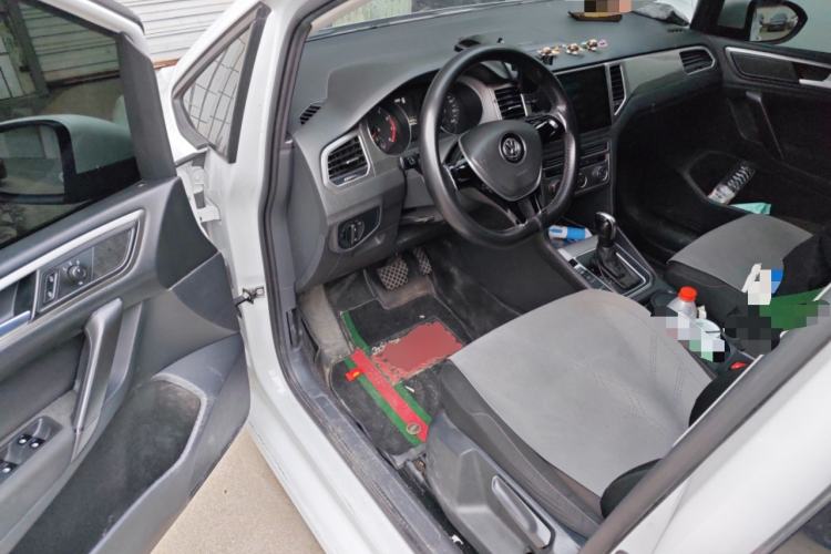 Used Volkswagen Golf Sportsvan 2018 1.6L Automatic Comfort Model Driver Seat