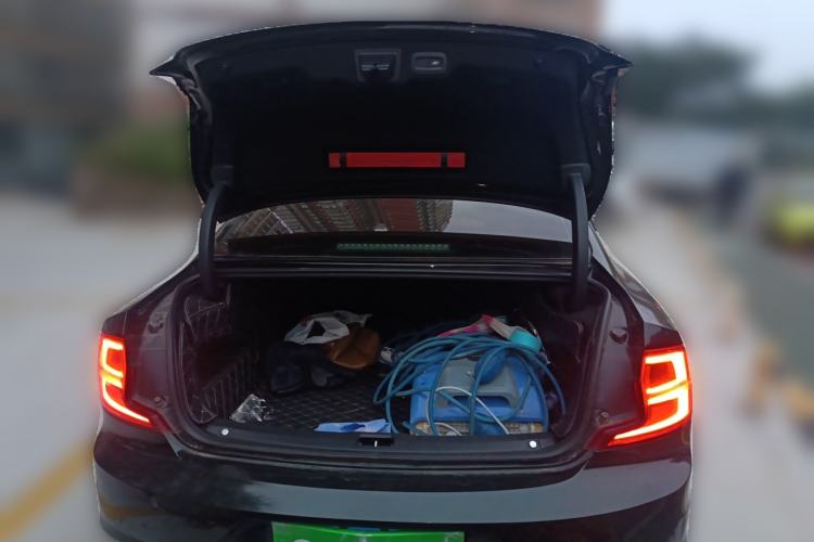 Used Volvo S90 2018 T4 Zhiyuan Edition
