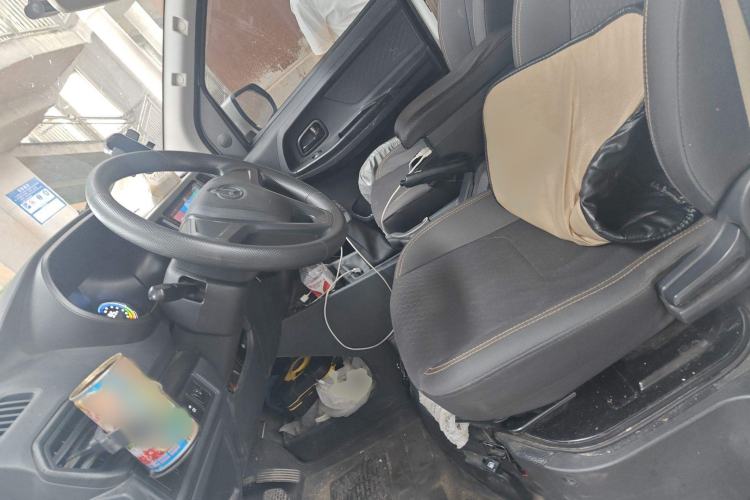 Used Chana Ruixing EM80 2024 Comfort-Style 6-Seater 41.86 kWh