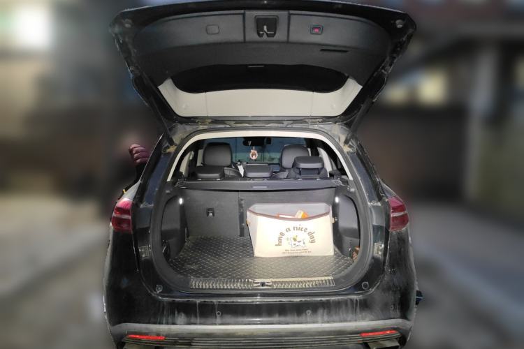 Used Hongqi HS5 2022 Facelifted Version 2.0T Smart Connect Flagship All-Wheel-Drive Edition
