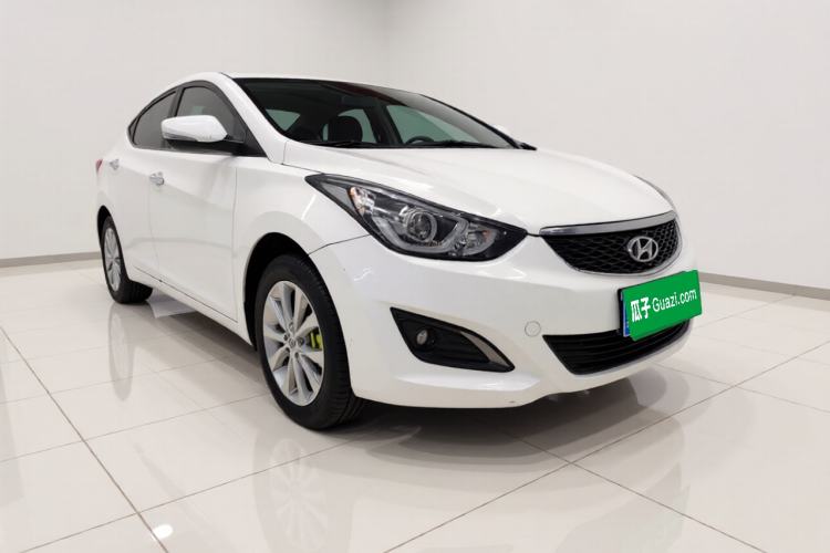 Used Hyundai Elantra (5th Generation / Langdong) 2016 1.6L Manual Luxury Model Exterior 2