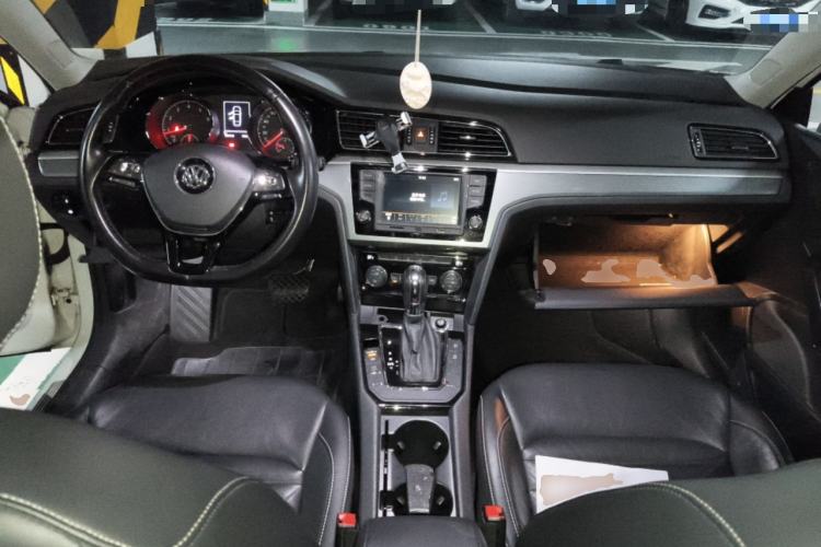 Used Volkswagen Lamando 2015 280TSI DSG Comfort Edition