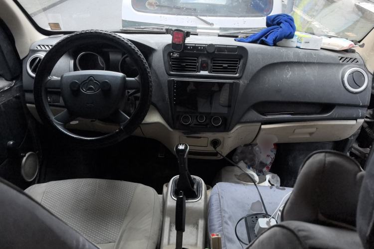 Used CHANGAN KAICHENG Ruixing M80 2014 1.5L Classic Model 4G15S Center Console