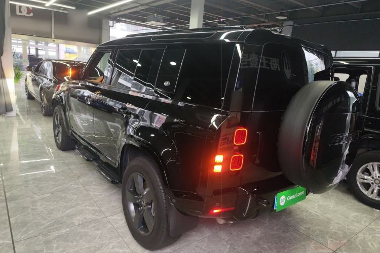 Used Land Rover Defender 2024 110 3.0T P400 X-DYNAMIC HSE
