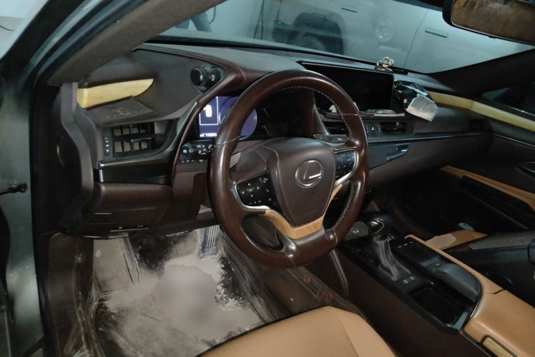 Used Lexus ES 2018 200 Luxury Edition China V Standard