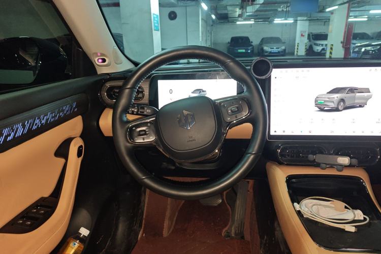 Used Leapmotor C11 2024 All-Electric 580 Luxury Edition
