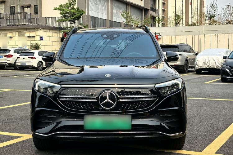 Used Mercedes-Benz EQB 2023-Year Restyled EQB 350 4MATIC Exterior 5