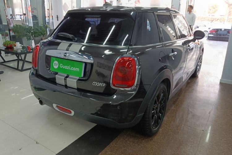 Used MINI 2016 1.5T COOPER Five-Door Edition

