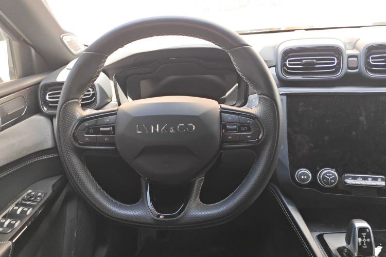Used Lynk & Co 03 2022 2.0TD DCT JingPro Steering Wheel
