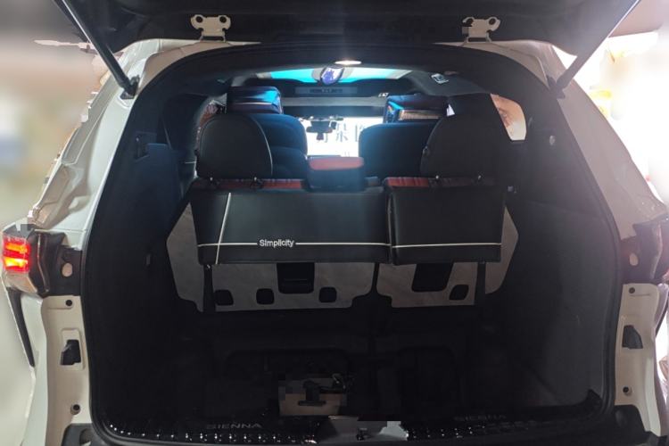 Used Toyota SIENNA 2026 Model 2.5L Dual-Engine Two-Wheel-Drive Comfort Edition