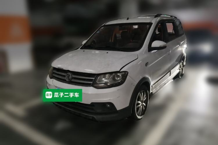 Used Dongfeng Fengon 360 2015 1.5L Manual Luxury 7-Seater China IV Standard