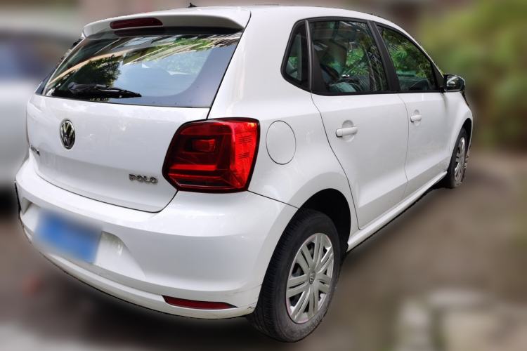 Used Volkswagen Polo 2016 1.4L Manual Fashion Model Rear Right 45 Deg