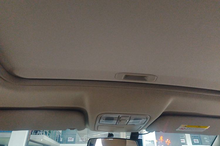 Used Landian E5 2024 Honor Edition 100KM Comfort Model 7 Seats Headliner