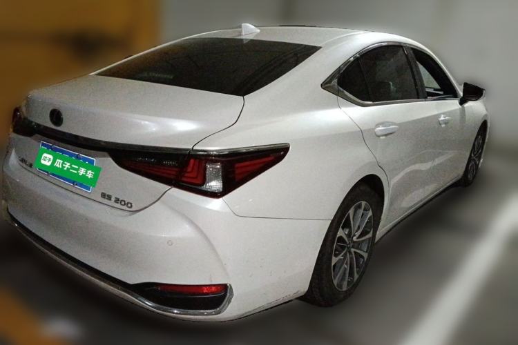 Used Lexus ES 2023 200 Excellence Edition