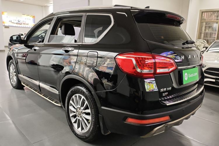 Used Haval H6 2015 Sport Edition 1.5T Automatic Two-Wheel Drive Luxury Model
