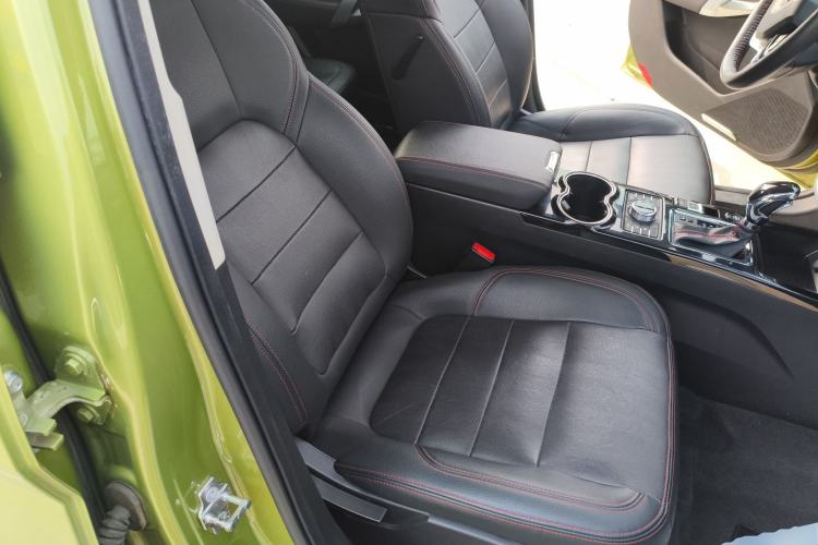 Used BAIC Off-Road BJ20 2016 1.5T CVT Prestige Edition Right Front Seat