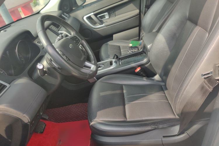 Used Land Rover Discovery Sport 2017 2.0T HSE Left Front Seat