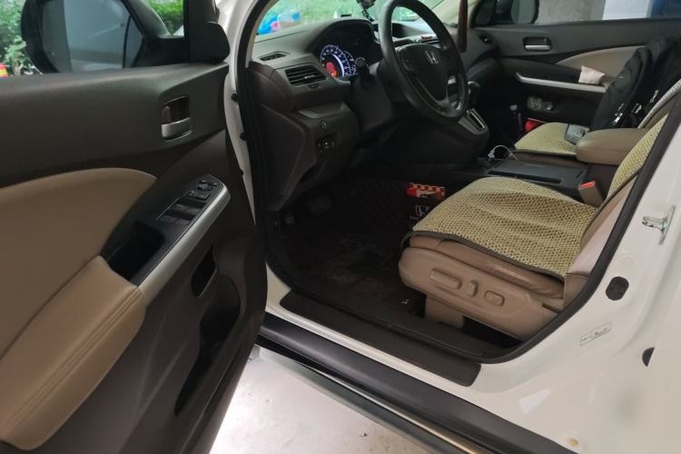 Used Honda CR-V 2013 2.4L four-wheel drive luxury version Driver Seat