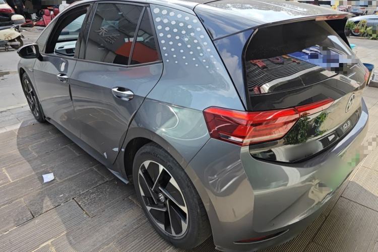 Used Volkswagen ID.3 2022 Active Pure Intelligent Enjoyment Edition Rear Left 45 Deg