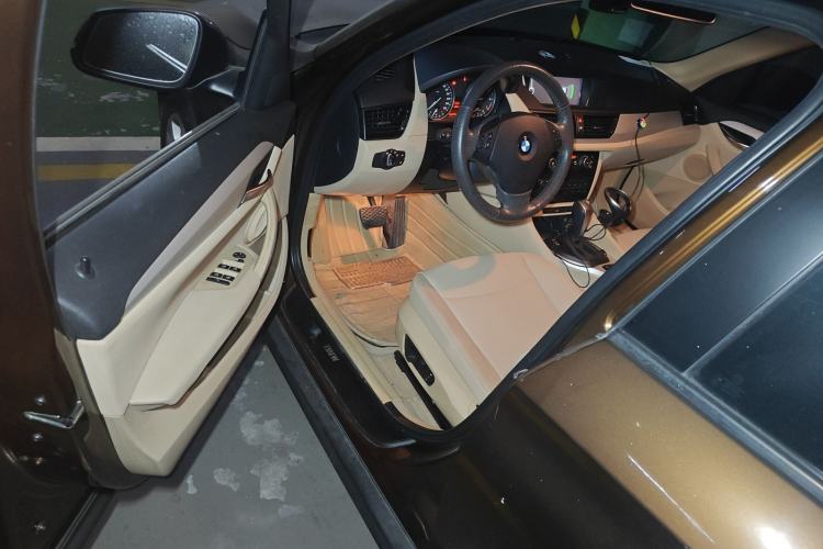 Used BMW X1 2012 sDrive18i Luxury Edition