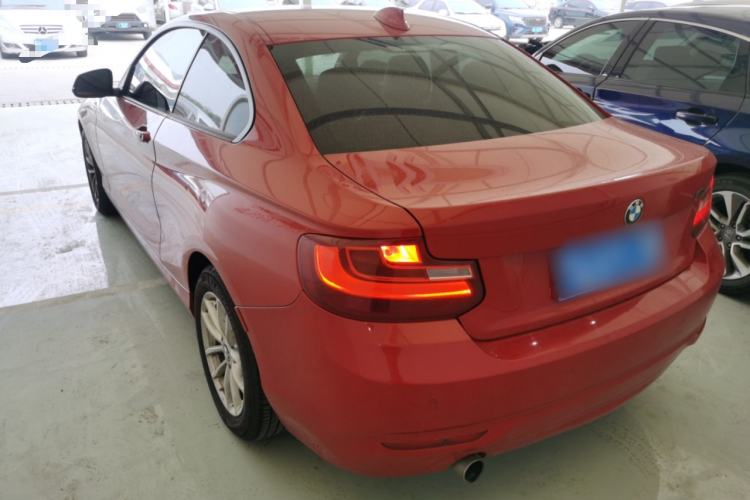 Used BMW 2 Series 2015 218i Exterior 2