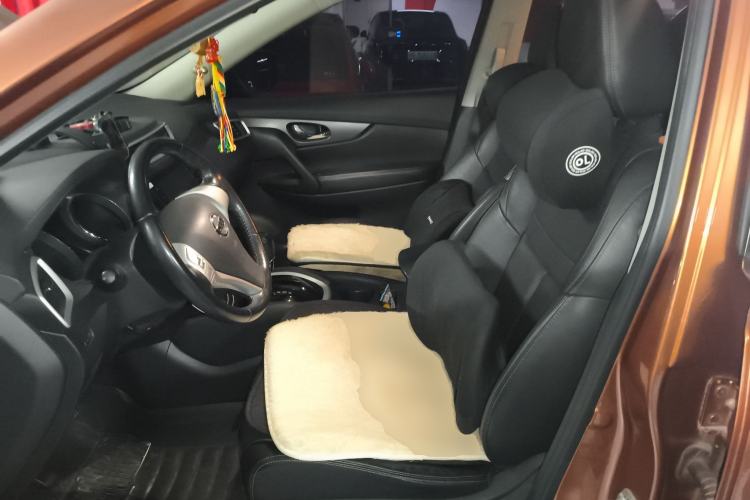 Used Nissan X-Trail 2015 2.0L CVT Comfort MAX Edition 2WD