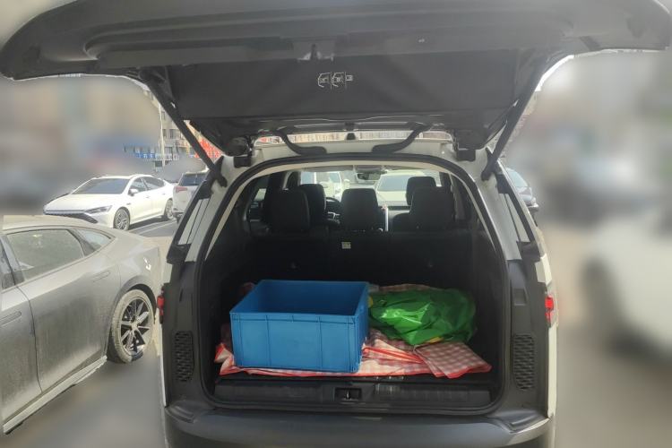 Used Land Rover Discovery 2024 360 PS S
