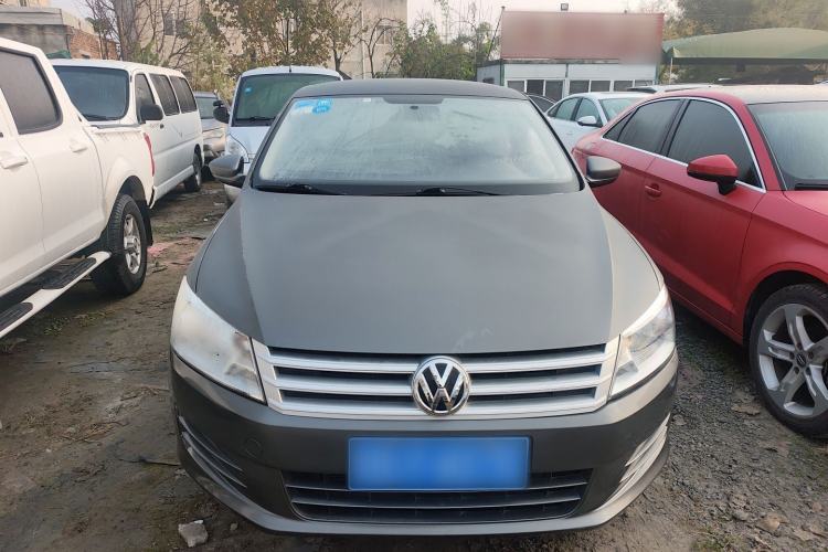 Used Volkswagen Santana 2013 1.4L Manual Fashion Edition
