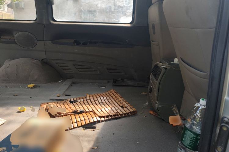 Used FORTHING Lingzhi 2012 Passenger Version 1.6L Comfort Edition
